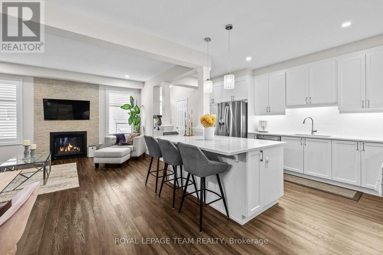 28912446/1135-apolune-street/half-moon-bay/ottawa/ontario/K2J6N8_13