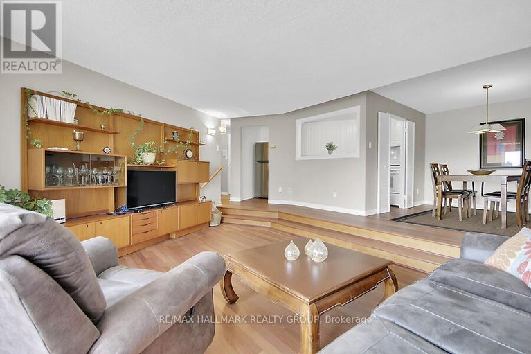 28706061/705-1081-ambleside-drive/woodroffe/ottawa/ontario/K2B8C8_5