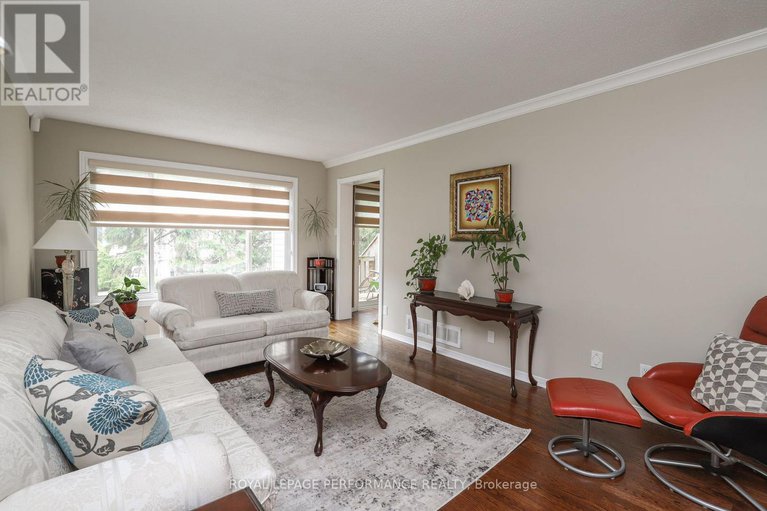 28687731/104-stonebriar-drive/centrepointe/ottawa/ontario/K2G5Y1_6