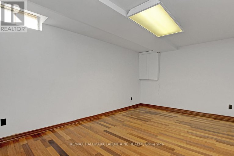 29381191/6128-vineyard-drive/convent-glen/ottawa/ontario/K1C2N6_42