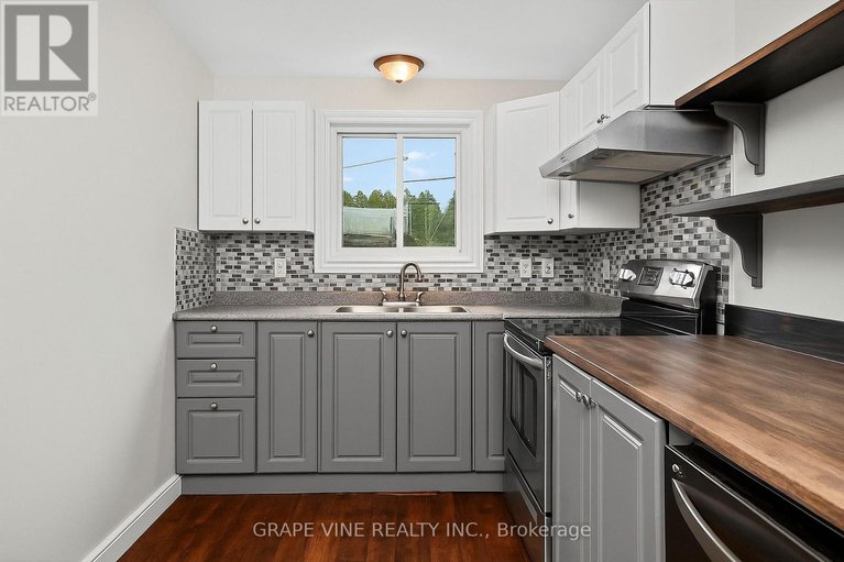 29184094/179-victoria-street/almonte/mississippi-mills/ontario/K0A1A0_8