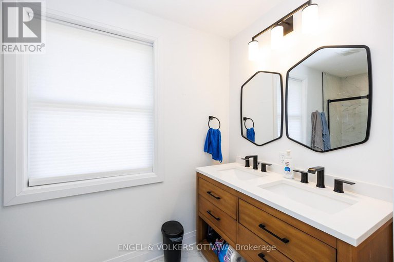 28874950/2204-utah-street/alta-vista/ottawa/ontario/K1H7W8_14