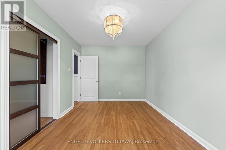 28876122/855-weston-drive/elmvale-acres/ottawa/ontario/K1G1W5_17