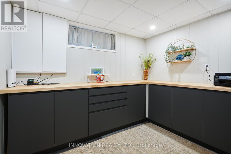 28969214/2569-hanlon-avenue/queensway-terrace-north/ottawa/ontario/K2B7X2_26