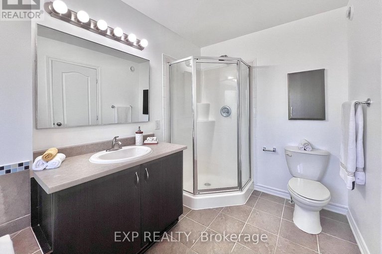 28928312/457-foxhall-way/bridlewood/ottawa/ontario/K2M0G2_39