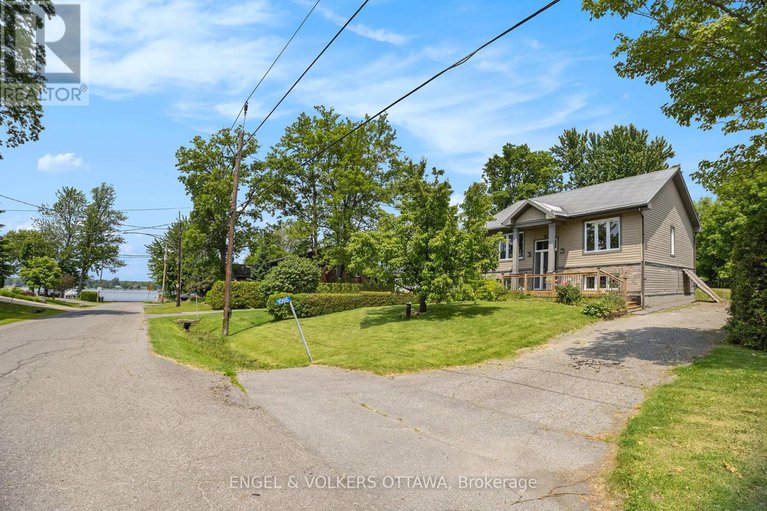 28485145/1095-morin-road/cumberland-estates/ottawa/ontario/K4C1A5_2