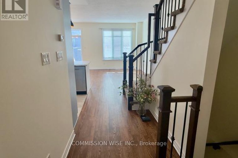 29407324/18-madelon-drive/longfields/ottawa/ontario/K2J5C8_11