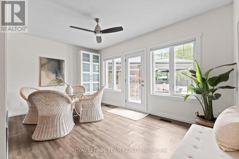 28585441/1108-lena-avenue/manotick-long-island-nicholls-island/ottawa/ontario/K4M1G2_18