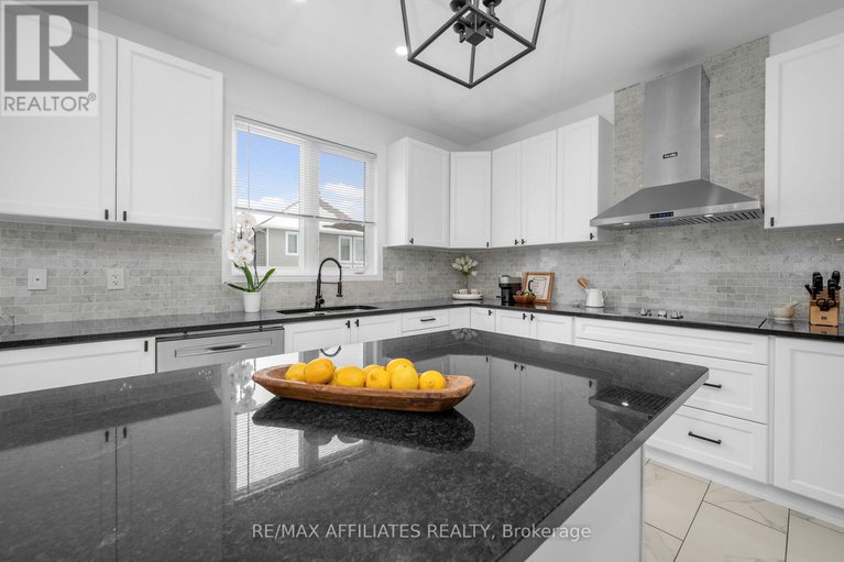 29058897/208-rover-street/emerald-meadowstrailwest/ottawa/ontario/K2S1S3_20