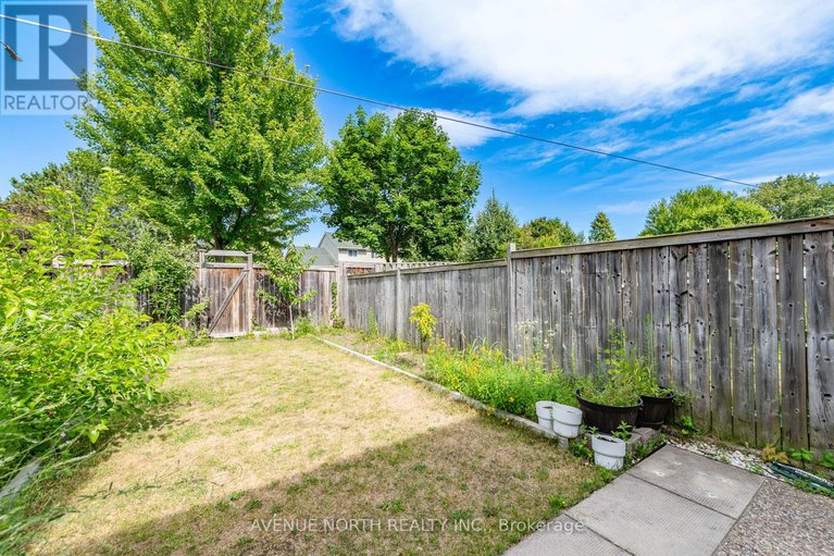 28653411/122-woodbury-crescent/hunt-club-park/ottawa/ontario/K2J3M2_27
