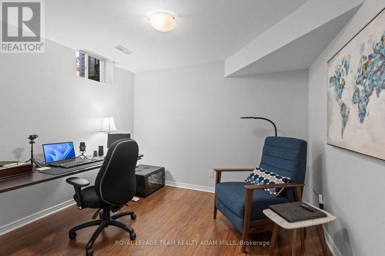 29030292/503-stonechurch-way/cedargrovefraserdale/ottawa/ontario/K2J0C5_34