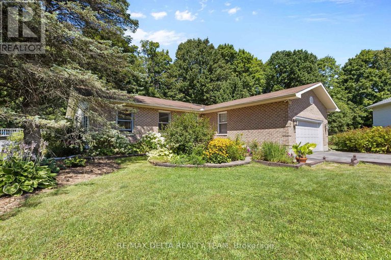 28782058/9-lasalle-street/clarencerockland-twp/clarence-rockland/ontario/K4K1K7_37