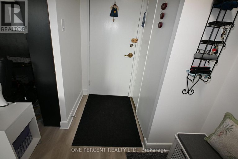 28860463/303-2625-regina-street/britannia/ottawa/ontario/K2B5W8_12