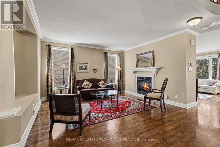 29645614/163-copperwood-street/convent-glen-north/ottawa/ontario/K1C7S3_9