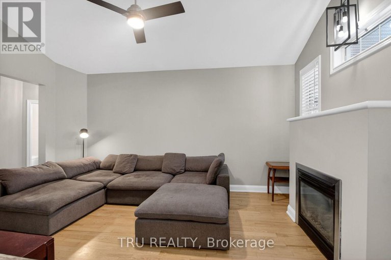 29386985/590-anjana-circle/cedargrovefraserdale/ottawa/ontario/K2J0C9_22