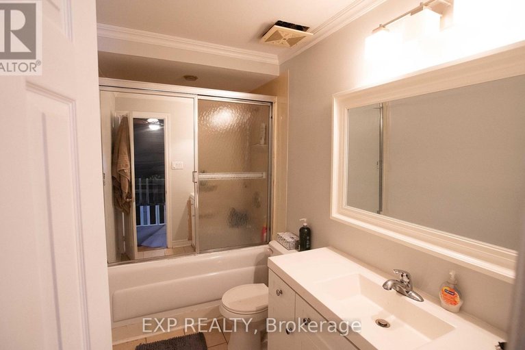 29609713/1108-grenoble-crescent/orleans-wood/ottawa/ontario/K1C2C6_16