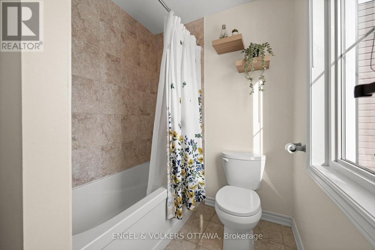 29413886/166-lily-pond-street/emerald-meadowstrailwest/ottawa/ontario/K2M0J5_24