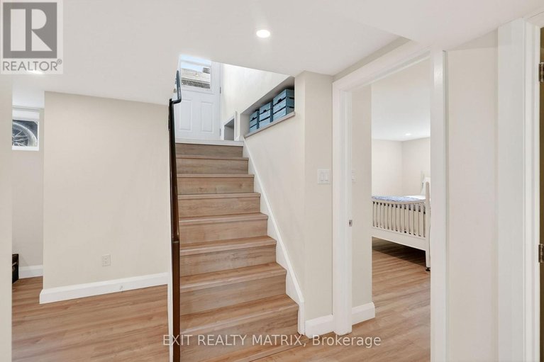 29596737/300-st-jacques-street/vanier/ottawa/ontario/K1L5G5_18