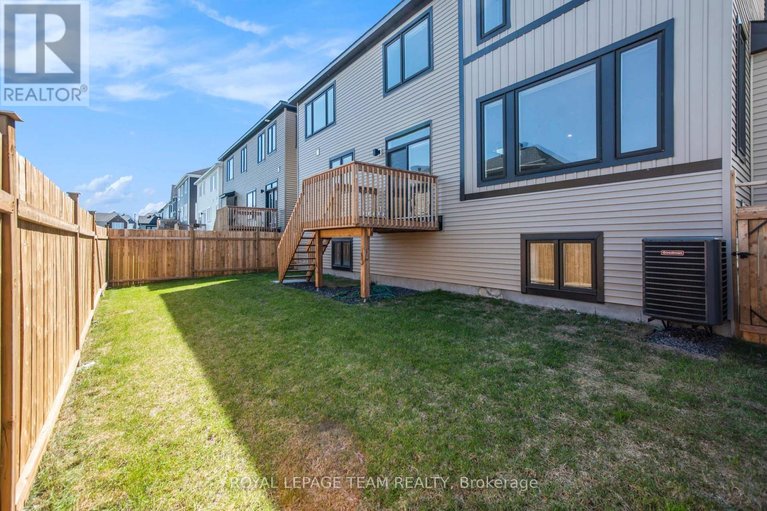 29462511/389-appalachian-circle/half-moon-bay/ottawa/ontario/K2J6X3_28