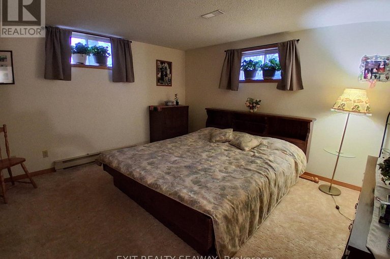 29541382/5514-county-road-16-road-n/iroquois/south-dundas/ontario/K0E1K0_22