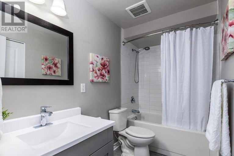 29282826/14-146-valley-stream-drive/leslie-park/ottawa/ontario/K2H9C6_56