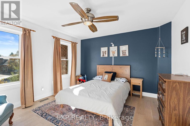 29106275/1353-pelkey-court/manotick-village-manotick-estates/ottawa/ontario/K4M1K8_25