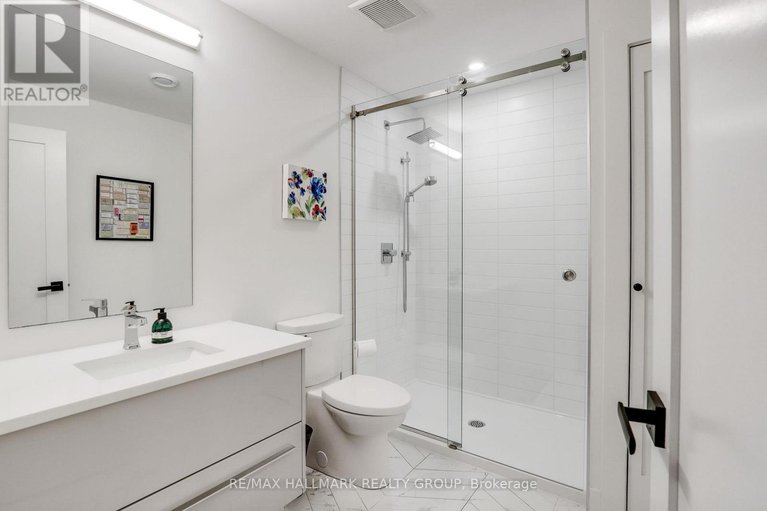 28843847/2154-rice-avenue/woodroffe/ottawa/ontario/K2A0C4_37