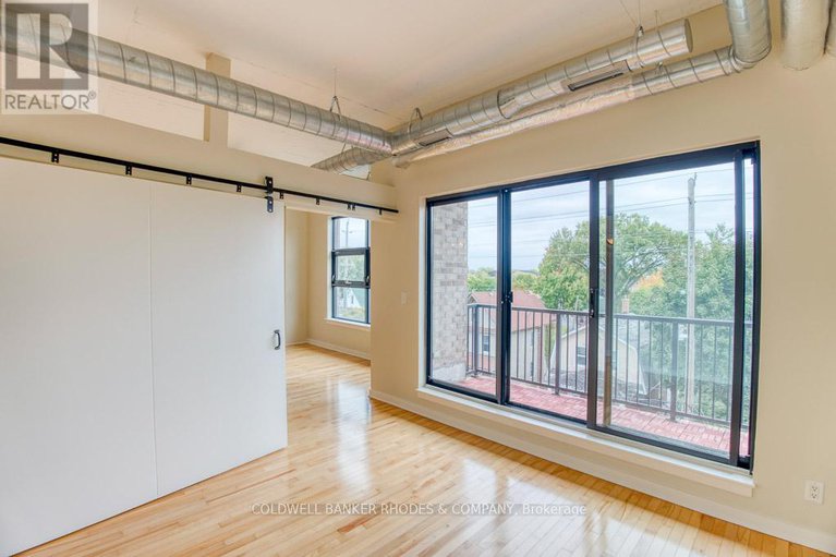 28913067/405-320-parkdale-avenue/ottawa-west/ottawa/ontario/K1Y4X9_13