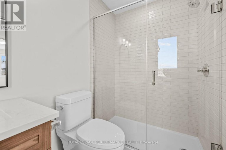 29671642/86-mille-roches-road/long-sault/south-stormont/ontario/K0C1P0_21