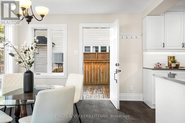 29651793/1252-anoka-street/ridgemont/ottawa/ontario/K1V6C6_31