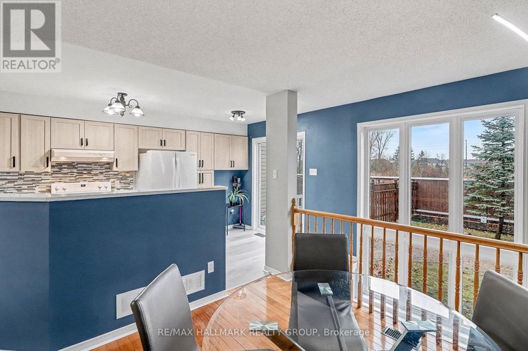 29647351/111-ludlowe-street/fallingbrookgardenway-south/ottawa/ontario/K4A5C2_9