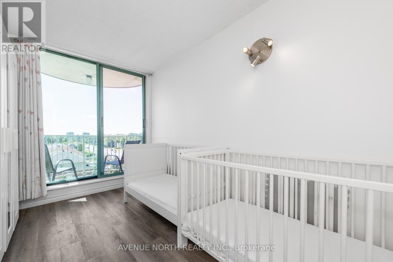 28650132/601-1440-heron-road/heron-gate/ottawa/ontario/K1V0X2_22