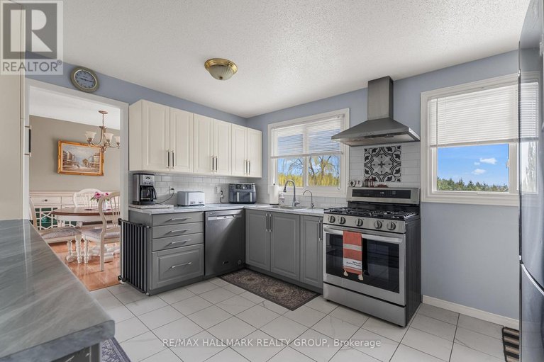 28324388/3756-dunrobin-road/dunrobin-shores/ottawa/ontario/K0A3M0_17