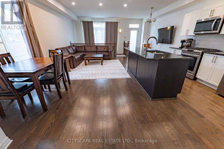 28681279/174-joshua-street/mer-bleuebradley-estatesanderson-park/ottawa/ontario/K1W0A3_23
