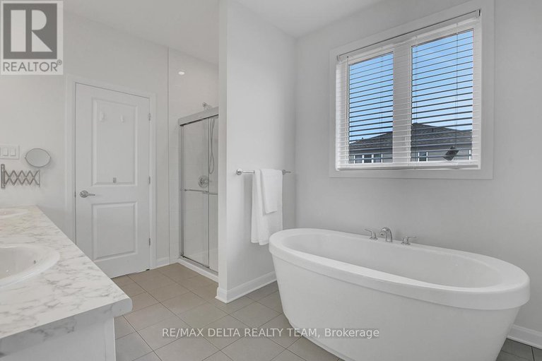 28745097/370-aquaview-drive/avalon-east/ottawa/ontario/K4A5K5_17
