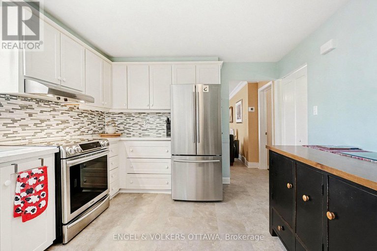 29141699/13-welkin-crescent/borden-farmstewart-farmcarleton-heightsparkwood-hills/ottawa/ontario/K2E5M4_8