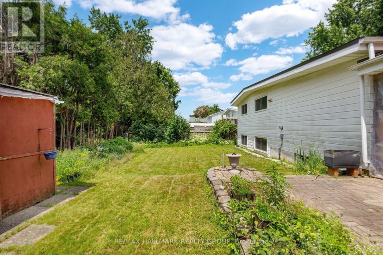28491805/4-roberta-crescent/pheasant-run/ottawa/ontario/K2J1G6_41