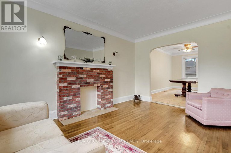 29153330/200-breezehill-avenue-n/hintonburg/ottawa/ontario/K1Y2H9_5