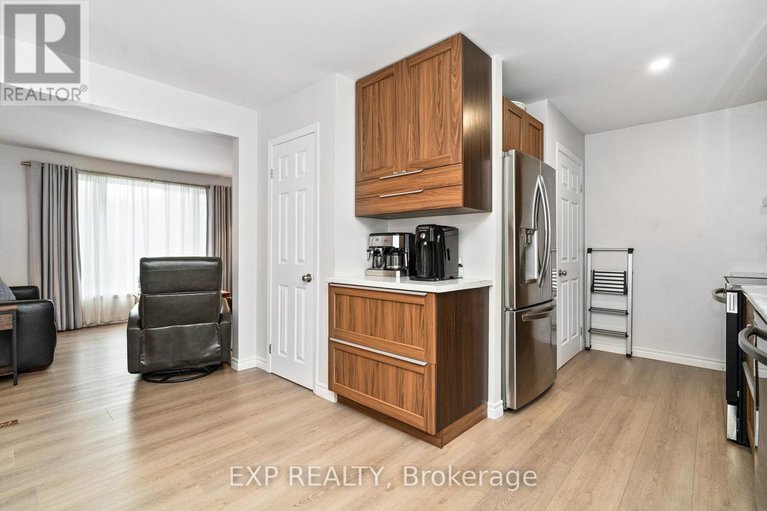 28570683/751-pattee-road/champlain-twp/champlain/ontario/K6A2R2_11