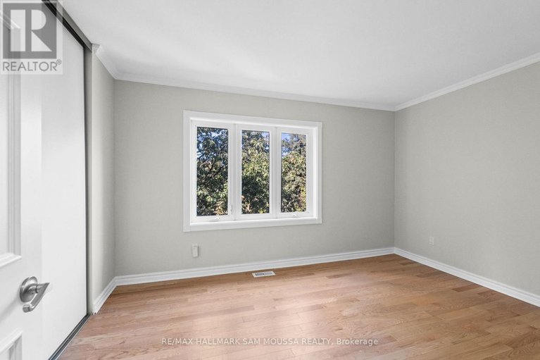 28887713/4-60-greenfield-avenue/ottawa-east/ottawa/ontario/K1S0X7_22