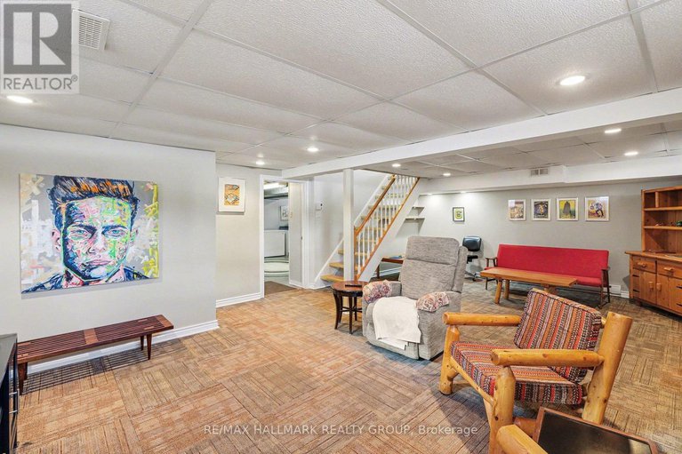 29339650/2004-dorval-avenue/elmvale-acres/ottawa/ontario/K1G2N8_16