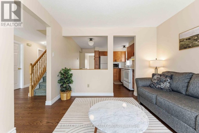 29645629/6033-meadowglen-drive/chapel-hill/ottawa/ontario/K1C5V4_8