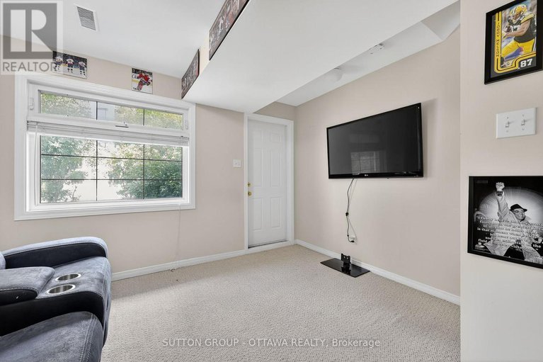 28805872/59-thornbury-crescent/centrepointe/ottawa/ontario/K2G6C4_30