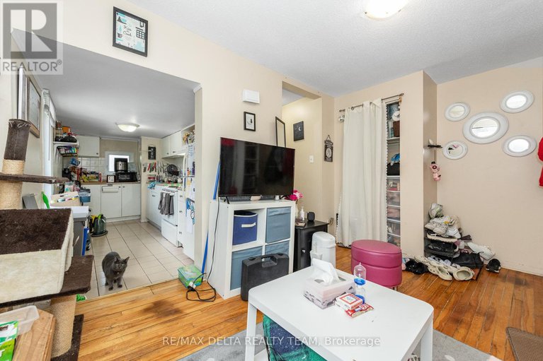 28647834/437-439-booth-street/west-centre-town/ottawa/ontario/K1R7K8_15