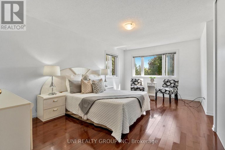 28876719/6134-red-willow-drive/chapel-hill/ottawa/ontario/K1C7J8_22