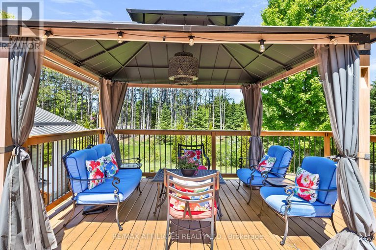 28379775/141-pine-ridge-drive/beckwith-twp/beckwith/ontario/K7C3P2_26