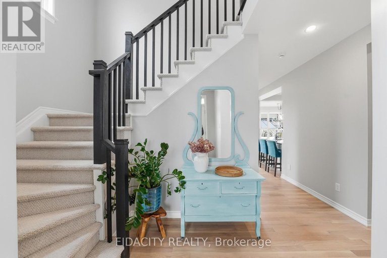 29617148/216-balikun-heights/emerald-meadowstrailwest/ottawa/ontario/K2V0A6_2