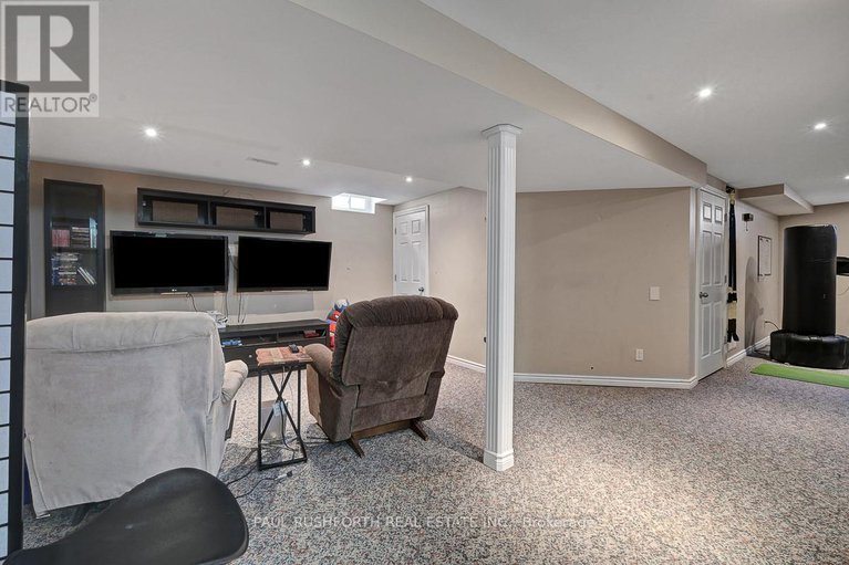 29407561/6192-voyageur-drive/convent-glen/ottawa/ontario/K1C2W3_36