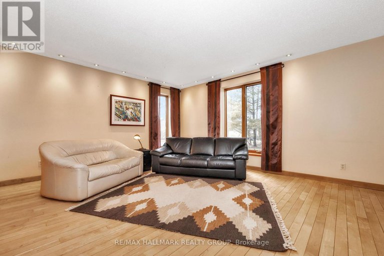 28166782/42-twilight-aka-davidson-crescent/rothwell-heights/ottawa/ontario/K1J6M3_6