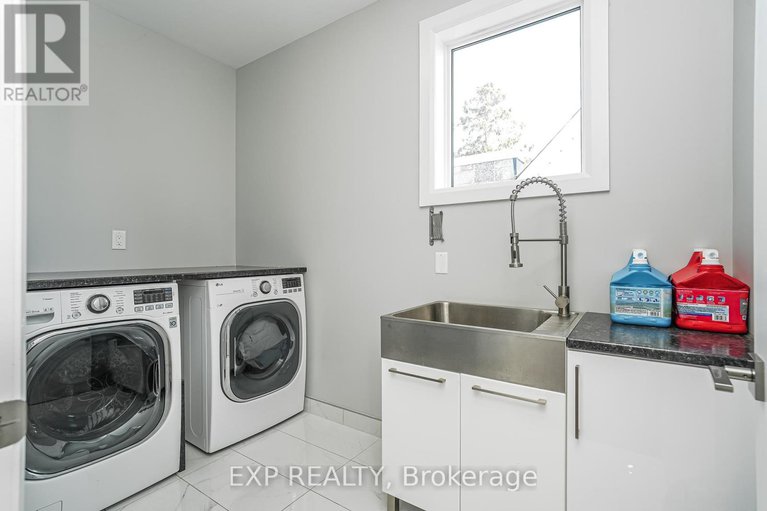 28319924/7-phillip-drive/borden-farmstewart-farmcarleton-heightsparkwood-hills/ottawa/ontario/K2E6R6_20